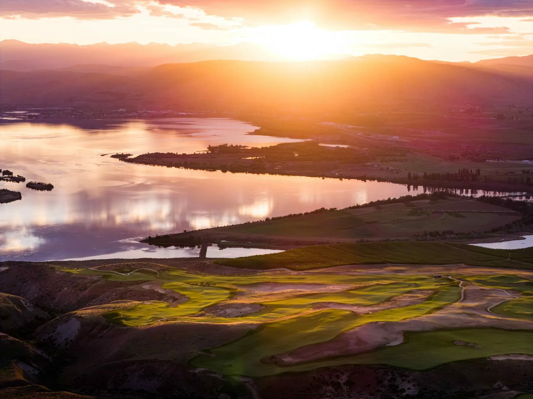 Fairway and bunkers at Gamble Sands